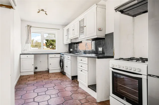 Heath Road, Hounslow, TW3, photo 3
