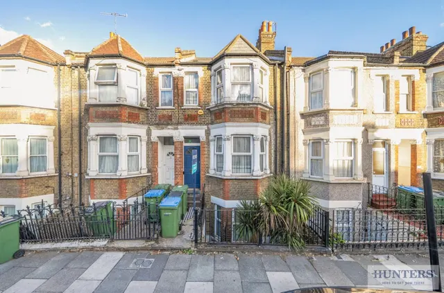 Wickham Lane, Abbey Wood, SE2, photo 1