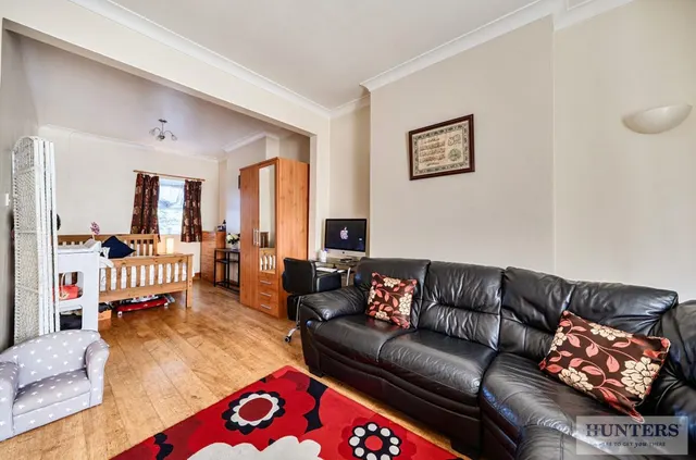 Wickham Lane, Abbey Wood, SE2, photo 3