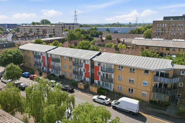 Photo 2 — Nelson Grove Road, London, SW19 2LJ