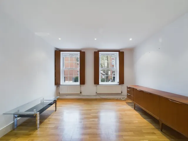 Hortensia Street, London, SW10, photo 1