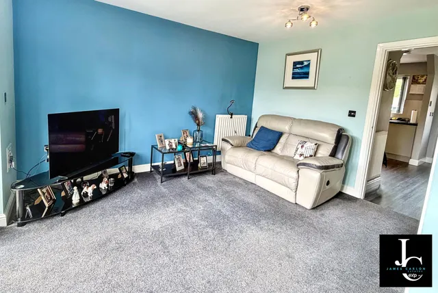 Dunstanville Court, Shifnal, TF11, photo 3