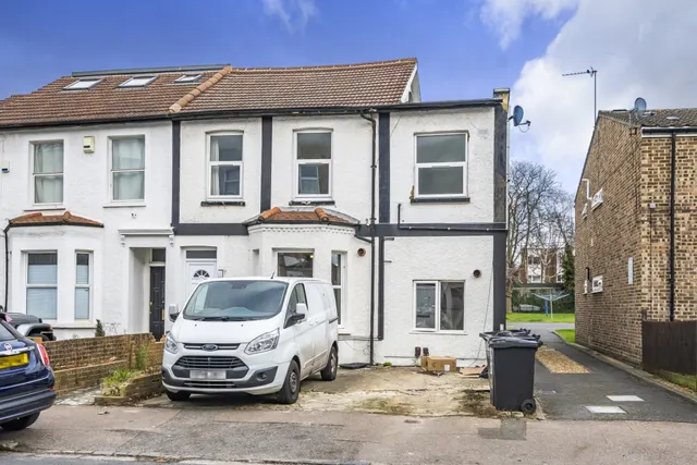 Birchanger Road, South Norwood, SE25, photo 1