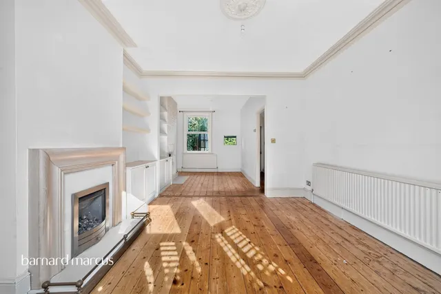 Cromwell Road, Feltham, TW13, photo 2