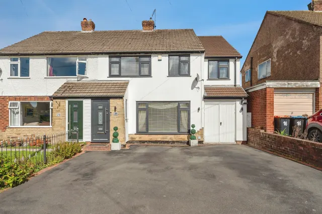 Buckingham Avenue, Vicars Cross, Chester, photo 1