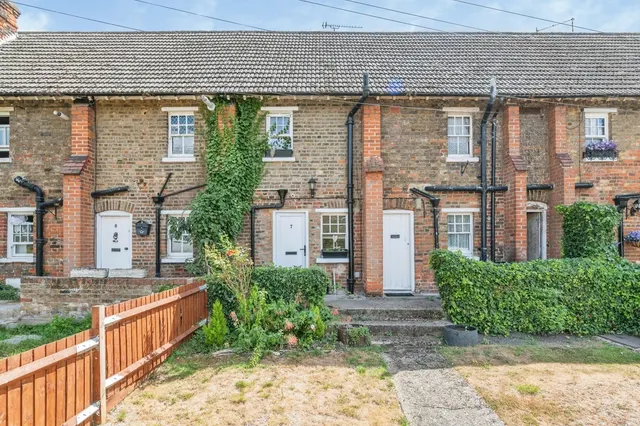 Malting Lane, Orsett, Grays, Essex, RM16, photo 1