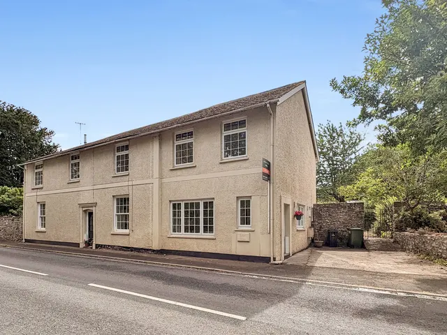 Legar House, Llangattock, NP8, photo 1