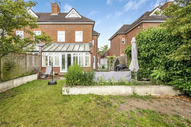 Abbotswood Road, London, SW16, photo 2