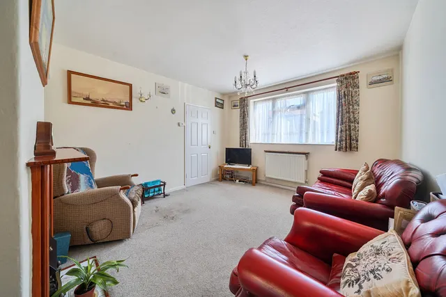 Photo 3 — Linchmere Road, Lee, London, SE12