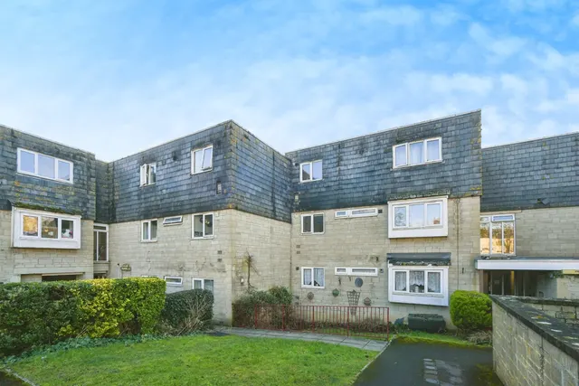 Castle Street, Calne, photo 1