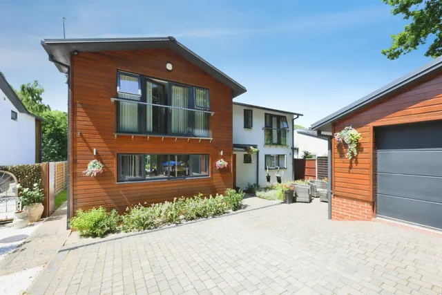 Collins Meadow, HARLOW, photo 1
