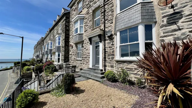 Porkington Terrace, Barmouth, LL42, photo 1