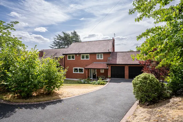 Battenhall Road, Worcester, WR5, photo 2