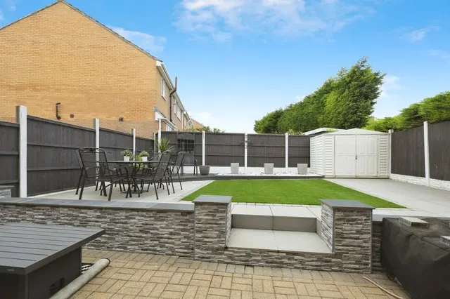 Photo 2 — Gleneagles Road, Dinnington, South Yorkshire, S25