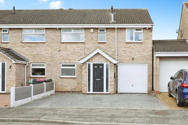 Gleneagles Road, Dinnington, South Yorkshire, S25, photo 1