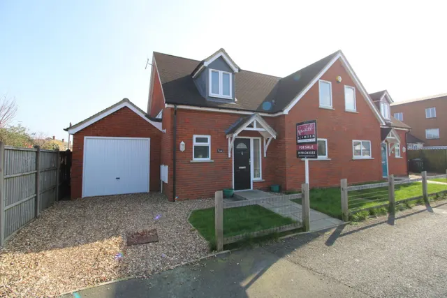 Cecil Road, Ashford, photo 1