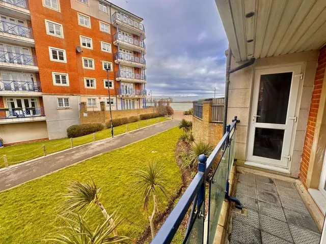 San Juan Court, Eastbourne, BN23, photo 2