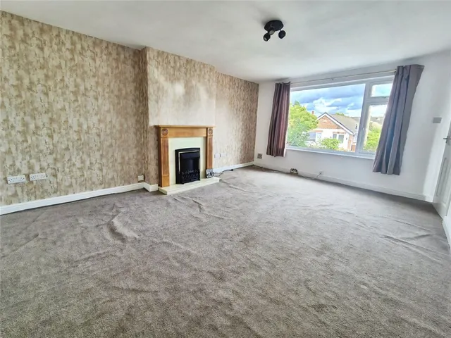 Maycroft Gardens, Nottingham, NG3, photo 3