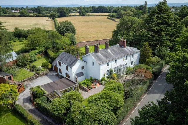 Altrincham Road, Styal, SK9, photo 2