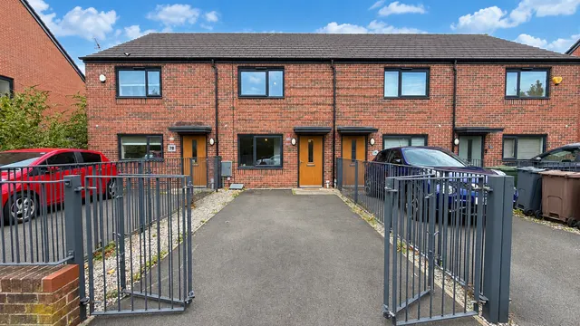 Wenlock Way, Ardwick, M12, photo 1
