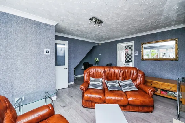 Lacey Avenue, Hucknall, NG15, photo 3