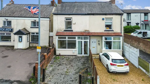 Westleigh Lane, Leigh, Leigh, WN7 5JE, photo 1