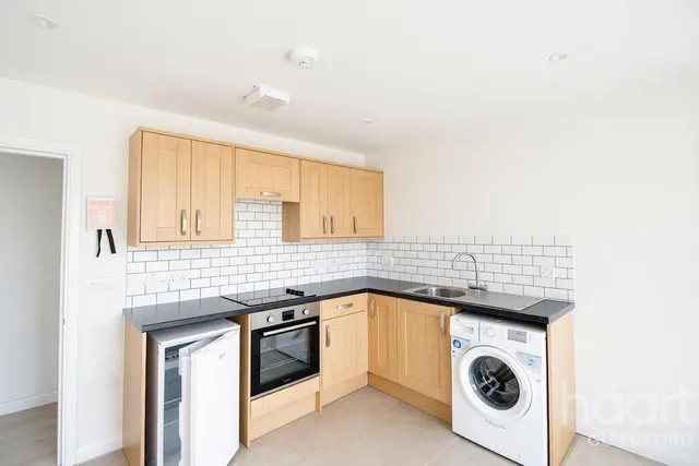 Tunsgate Quarter, GU1, photo 3