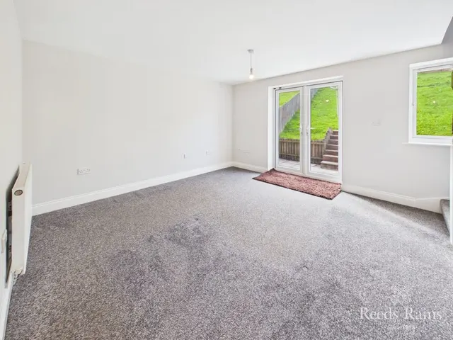 Photo 2 — Phoenix Drive, Scarborough, North Yorkshire, YO12