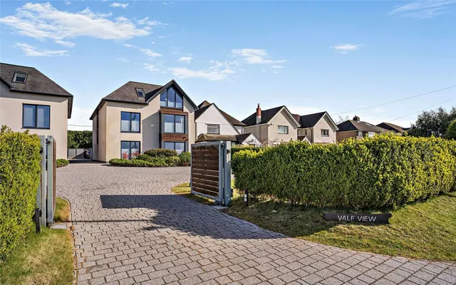Llantrisant Road, Groesfaen Loop, Pontyclun, Rhondda Cynon Taf, CF72 8NJ, photo 1