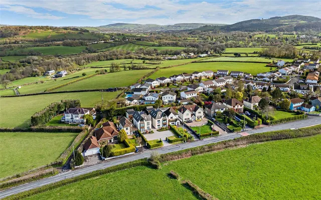 Photo 2 — Llantrisant Road, Groesfaen Loop, Pontyclun, Rhondda Cynon Taf, CF72 8NJ