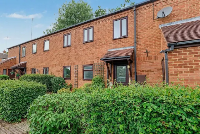 Brentwood Gardens, Finham, CV3, photo 1