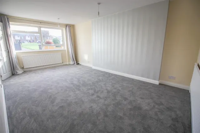 Cloverfield, Harlow, CM18, photo 2