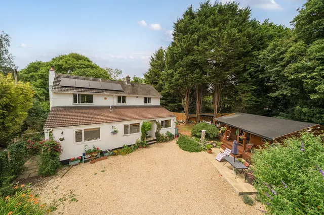 Sandy Lane, Aust, BS35, photo 1
