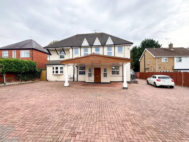 Scraptoft Lane, Leicester, LE5, photo 1