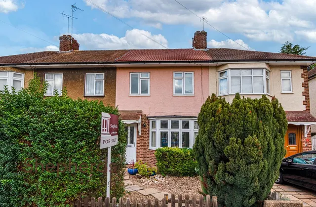 Meadway, Hoddesdon, EN11, photo 1