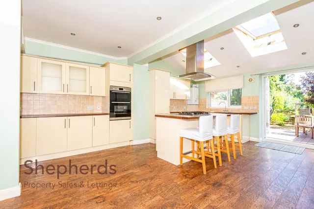 Meadway, Hoddesdon, EN11, photo 3