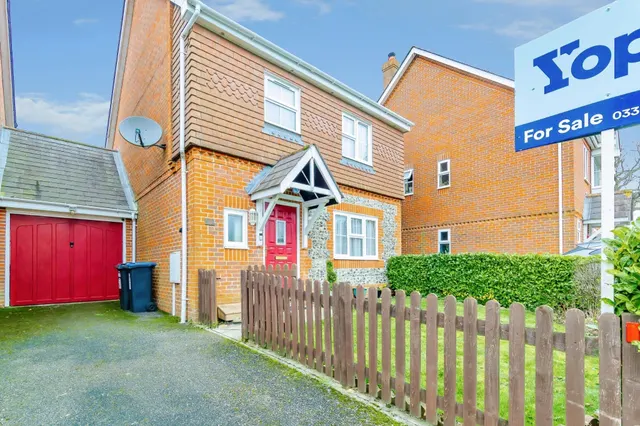 Dane Road, Warlingham, CR6, photo 1