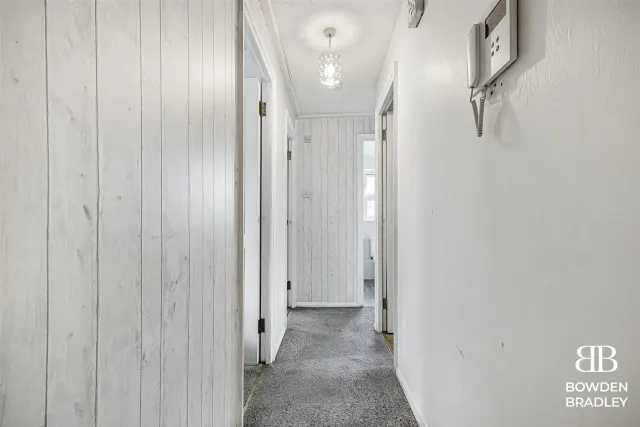 Manford Way, Hazel Court, IG7, photo 3