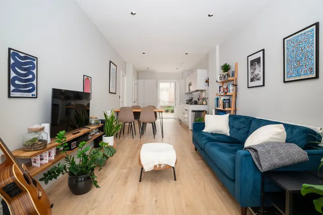 Gruneisen Road, London, N3, photo 1