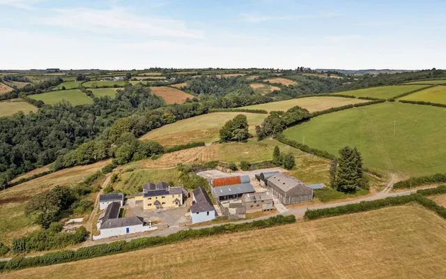 Blaenycoed, Carmarthen, Carmarthenshire, SA33 6HA, photo 1
