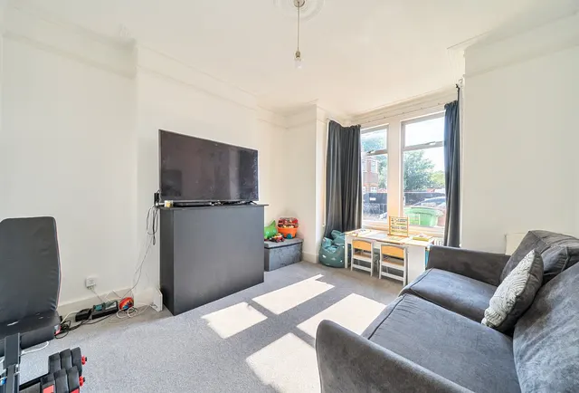 Photo 2 — Spencer Road, Mitcham Junction, CR4 4JP