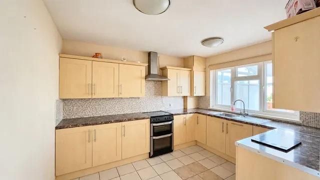 Coalway Road, Bloxwich, WS3, photo 3