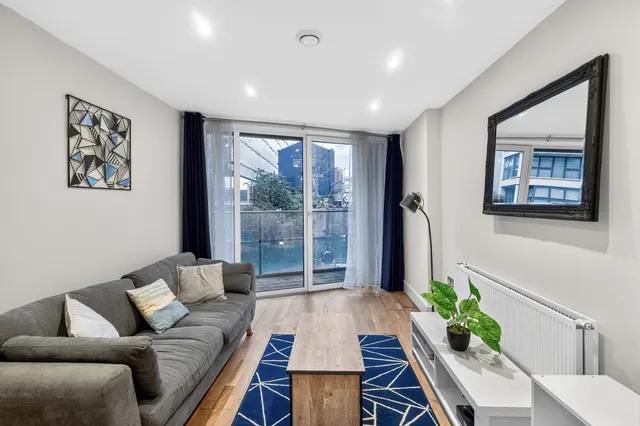 18 St. Annes Street, London, photo 1