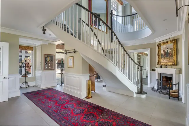 Blackdown, Haslemere, GU27, photo 3