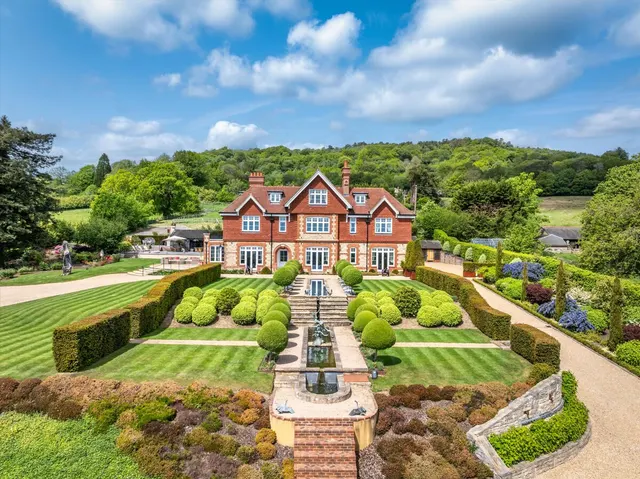 Blackdown, Haslemere, GU27, photo 1