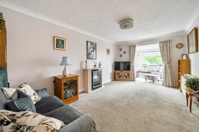 St. Christophers Gardens, Ascot, SL5, photo 2