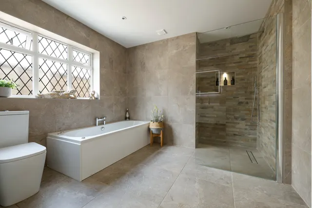 Woodroyd Gardens, Horley, RH6, photo 3