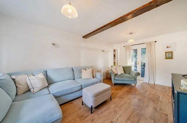 Radford Close, Farnham, GU9, photo 3