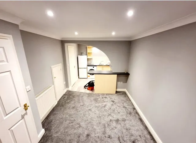 Photo 3 — Holly Road, Aldershot, Hampshire, GU12 4SP