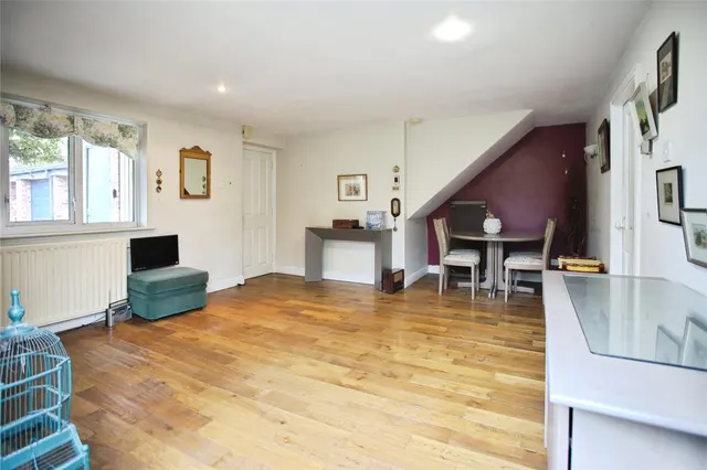 Crossgate Mews, Heaton Mersey, SK4, photo 2